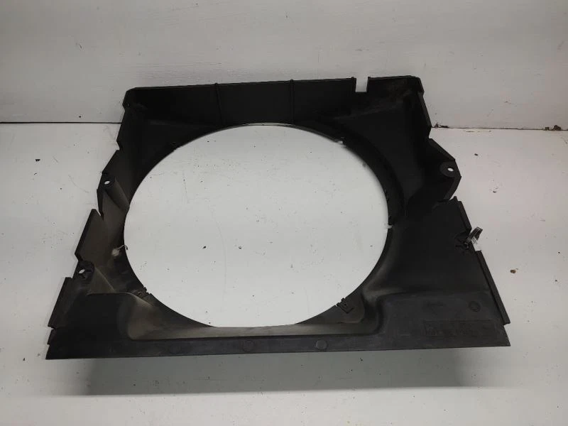 BMW 325IS 1993 cubierta del radiador Foto 2 de 4