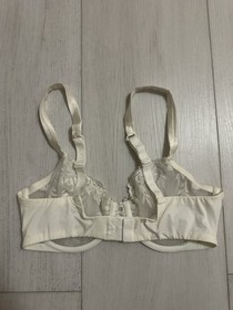 La Perla Beige Bra Sz 32E Ivory Embroidered Floral Mesh EUC