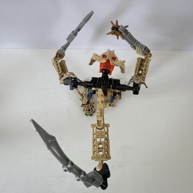 LEGO BIONICLE Strakk 8982 Vorox 8983 LOT OF 2