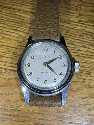 Vintage Men’s Timex Watch. U.S Time Marlin Watch, Running! Leather Band, Neat!