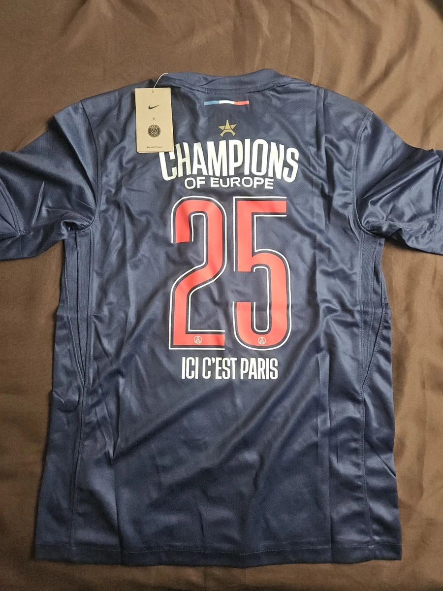 Maillot PSG Collector - Tailles M Et L Disponibles - Neuf Avec étiquettes