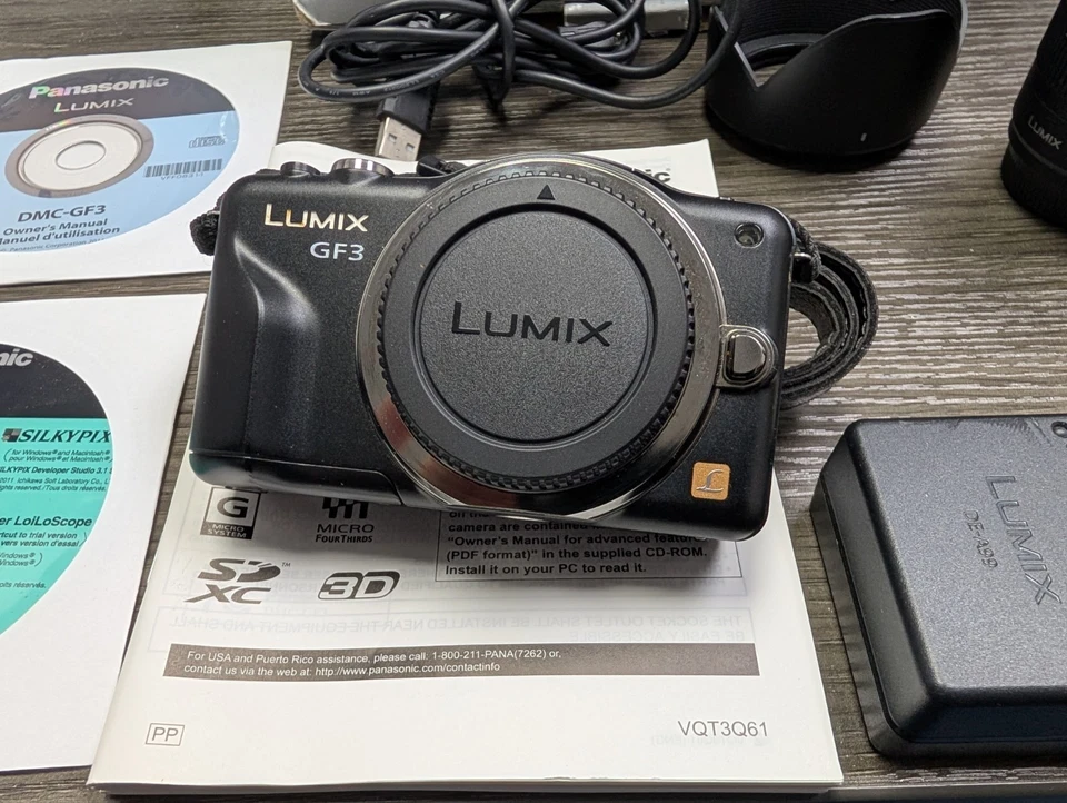 Panasonic LUMIX DMC-GF3 12.1MP Digital Camera - ( Missing Smaller Lens ) - Image 2 of 4