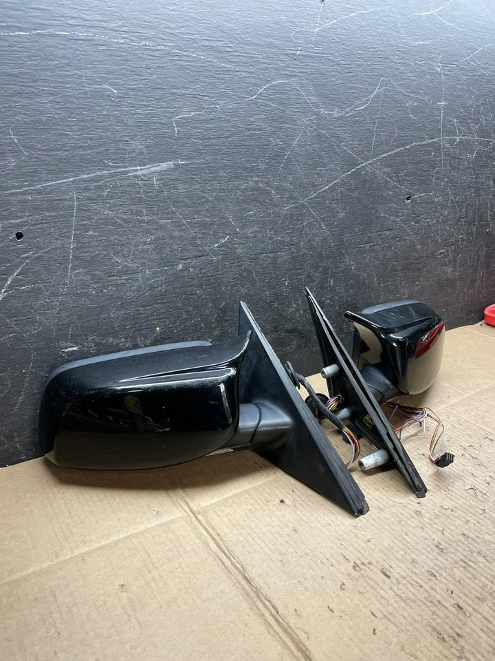 2006 - 2010 BMW 528i 530i 535i Left+Right Set Door View Mirror R4291 DG - Image 2 of 4