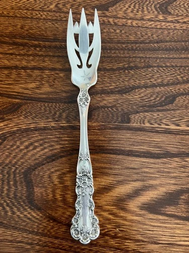 Reed & Barton Sterling Silver Lettuce / Serving Fork, Pierced, Anchor Mark, 41g