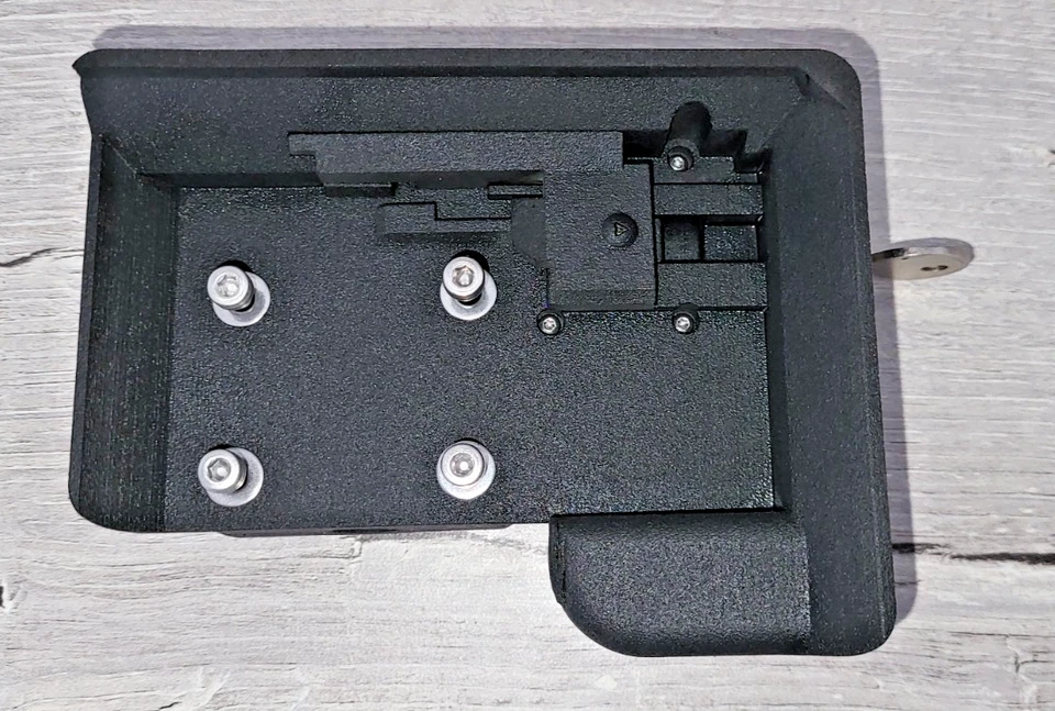 Diebstahlsicherung Abschließbare Navi Halterung für Garmin ZUMO XT2 - Bild 3 von 4