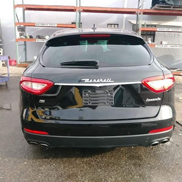 2018 Maserati Levante speedometer gauge instrument cluster 670102035