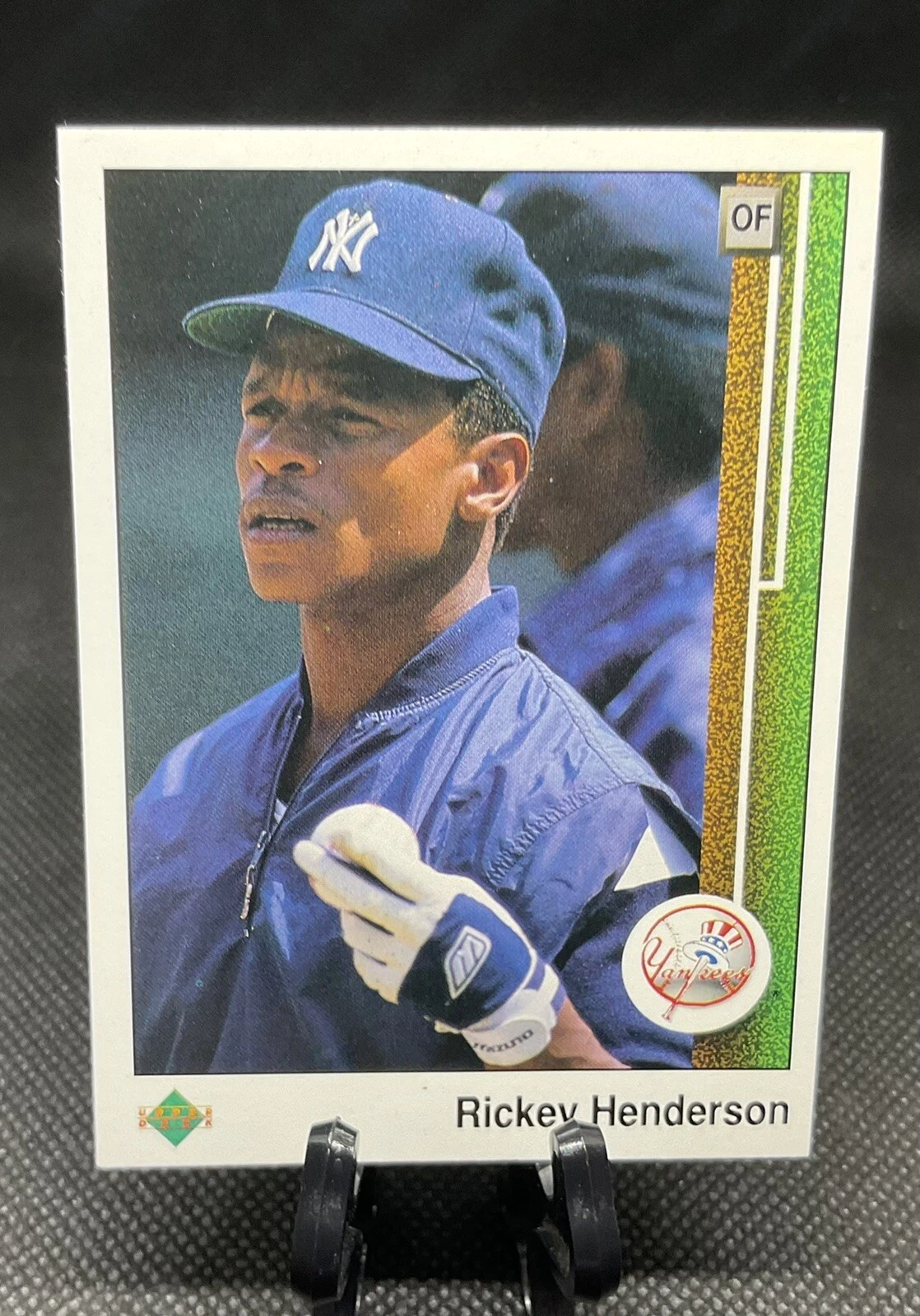 1989 Upper Deck #210 Rickey Henderson - New York Yankees