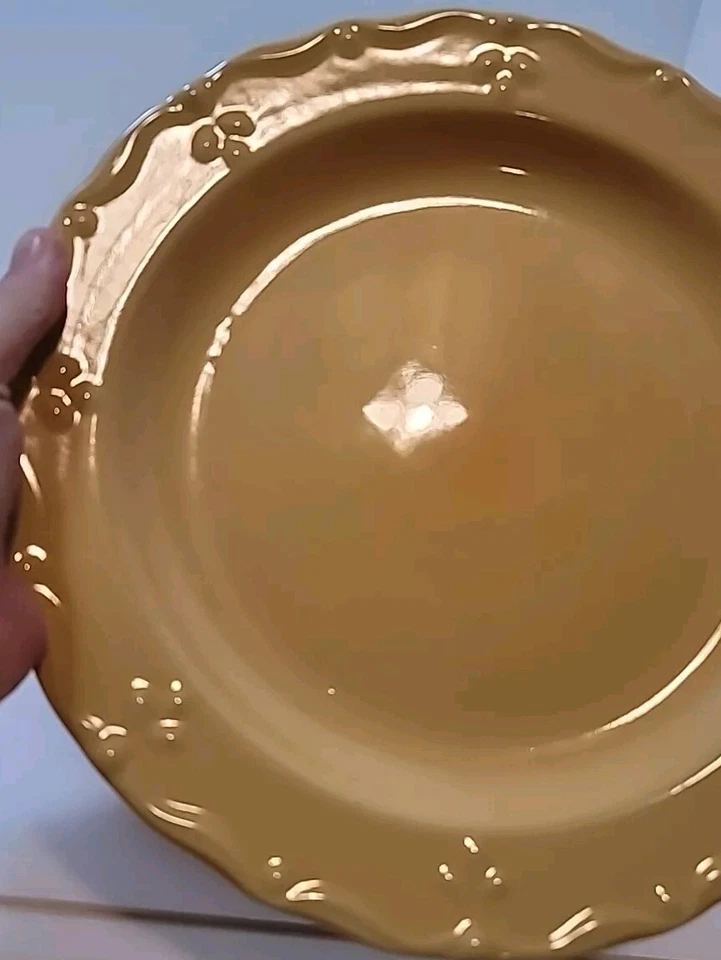 4 platos de cena de gres amarillo Bellcrest de 10 3/4" Home Trends Foto 4 de 4