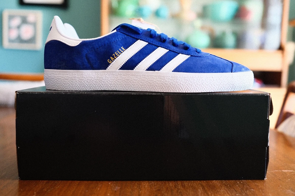 mens gazelles blue