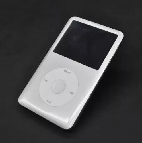 NEW Apple iPod Classic Video 5th Gen 5.5 60GB 80GB 128GB Black/White MP3 Player - Image 4 of 4