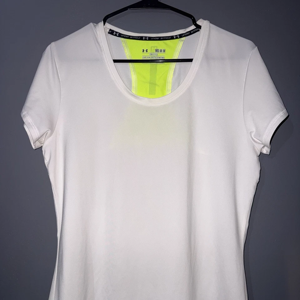 Camiseta para mujer Under Armour HeatGear Run semiajustada blanca amarilla neón malla trasera Foto 2 de 4