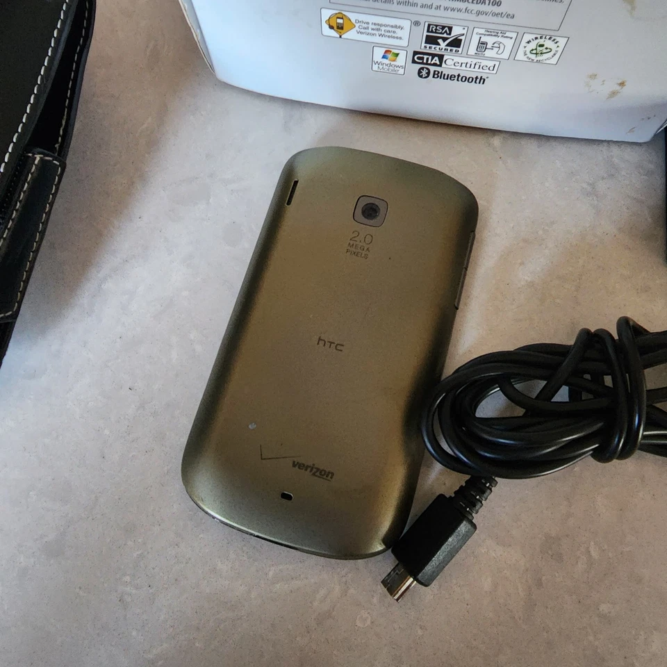 Untested Verizon HTC Ozone Global Smartphone w/ Original Box & More - Image 4 of 4