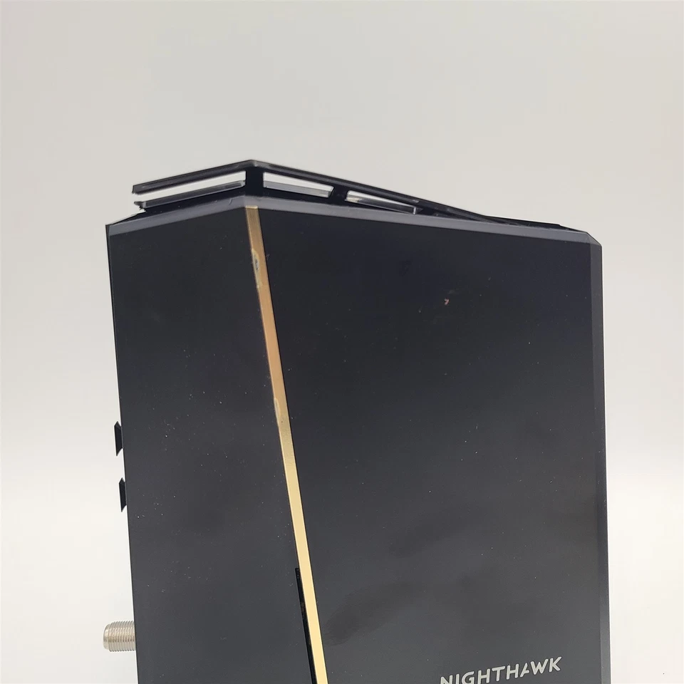 NETGEAR Nighthawk DOCSIS 3.1 Mid/high-Split Cable Modem (CM3000-1AZNAS) *READ* - Image 3 of 4