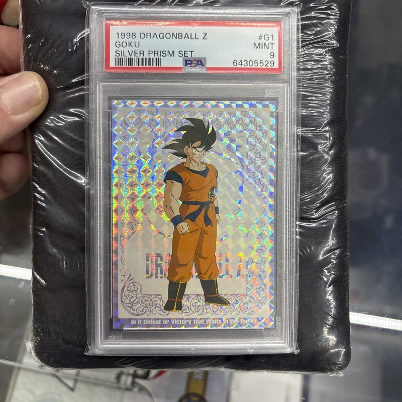 PSA 9 1998 DRAGON BALL Z SILVER PRISM SET G1 GOKU PRISM FOIL CARD