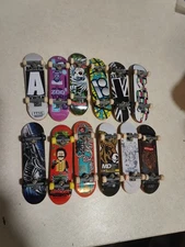 Lot Of 12 Fingerboard Skateboardshmostvarw Tech Deck