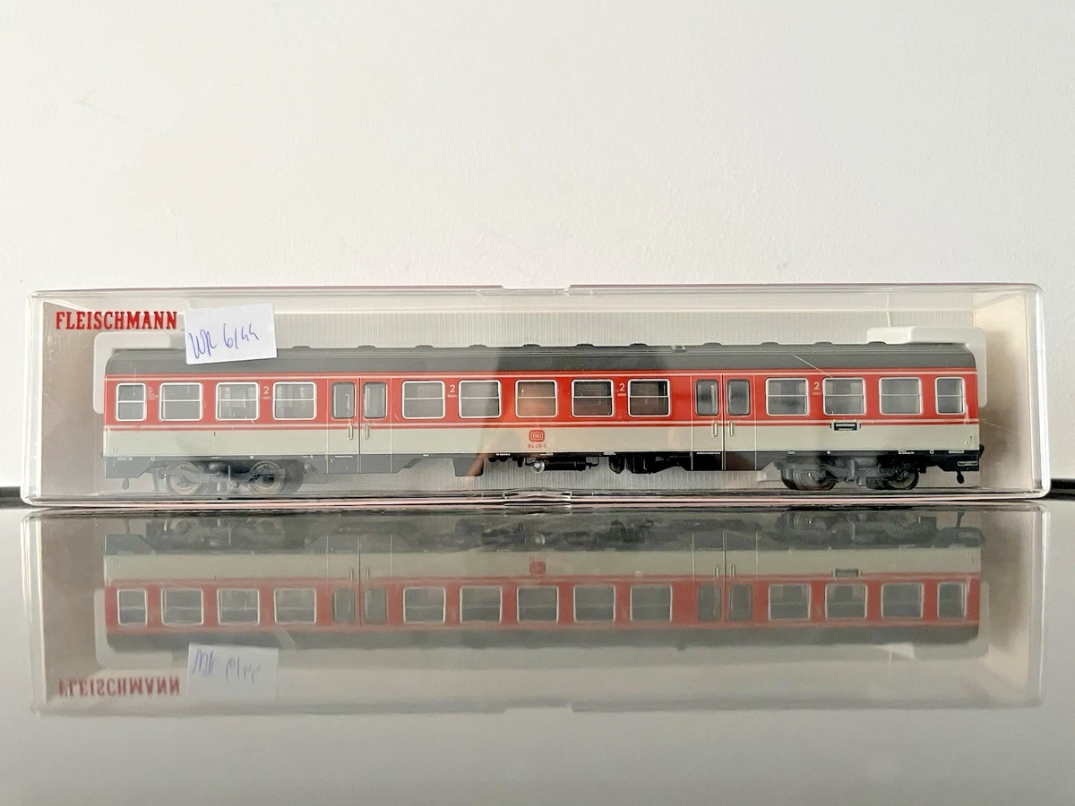 2 Voitures Voyageurs Fleischmann HO époque 4 – DB 51 80 21-70 001-9 – Réf 5184
