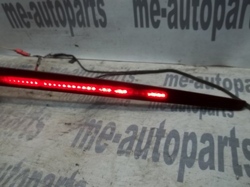 2005-2011 CADILLAC STS OEM TRUNK THIRD 3RD BRAKE STOP TRUNK LIGHT LAMP 25700806 - Picture 3 of 12