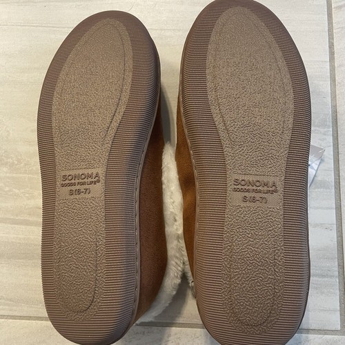 Sonoma Slippers Size 6-7 Brown Moccasin Faux Suede Fur Lined Slip On Warm New - Picture 4 of 5