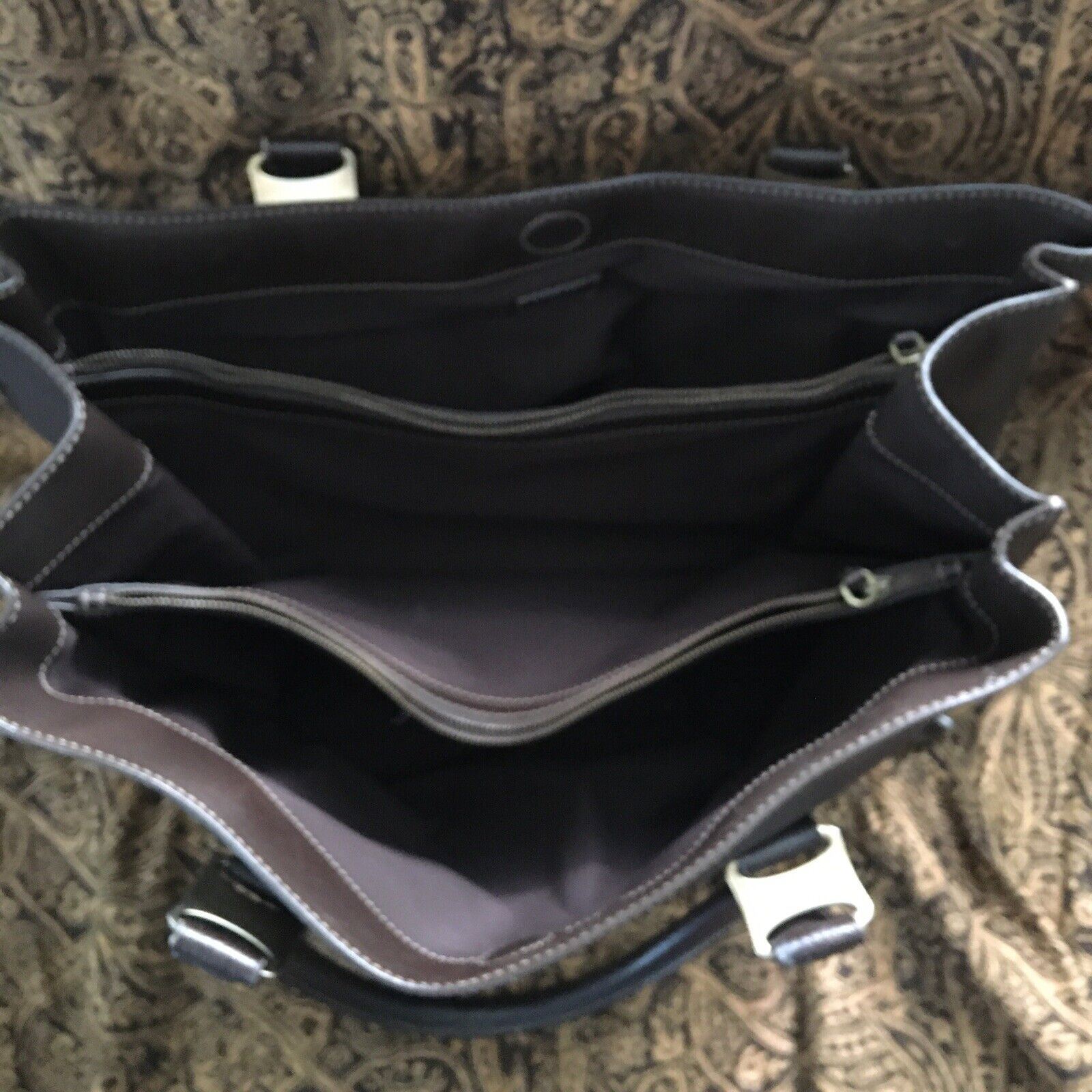 Athentic Tods Brown shoulder bag purse - image 5