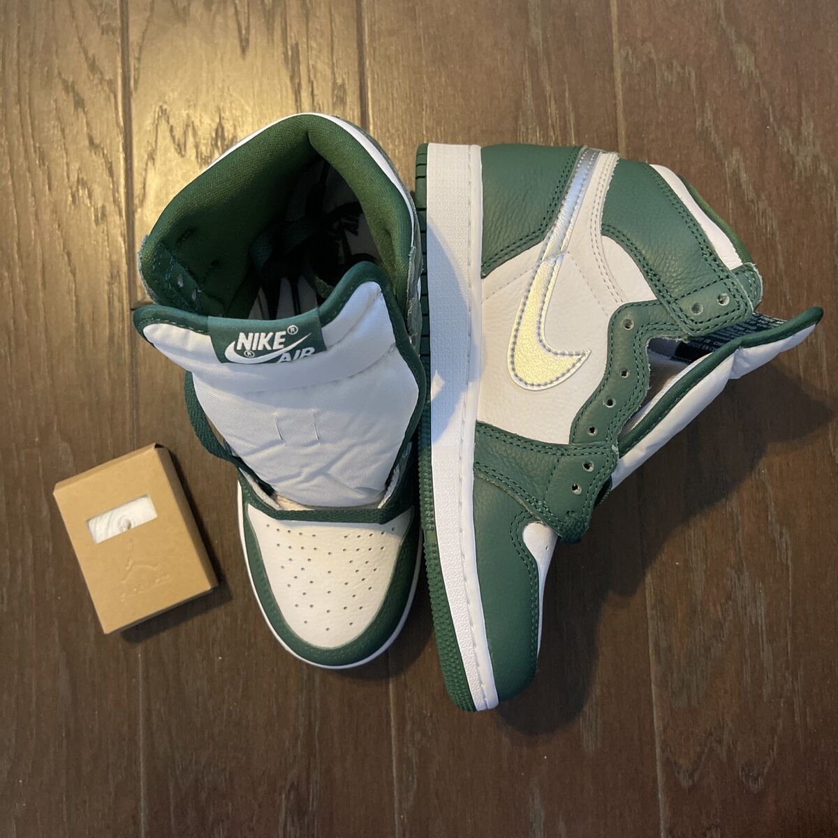Size 4 - Jordan 1 Retro OG High Gorge Green Forest White Size 4 - Jordan 1 Retro OG High Gorge Green Forest White