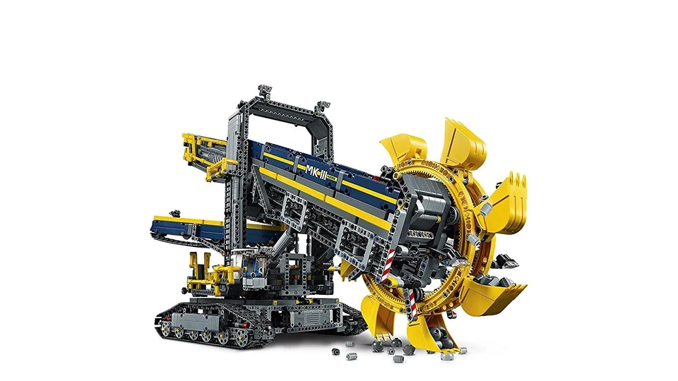LEGO  TECHNIC " Bucket Wheel Excavator " 42055 age 12-16 3929 pieces 2016 - Image 4 of 4