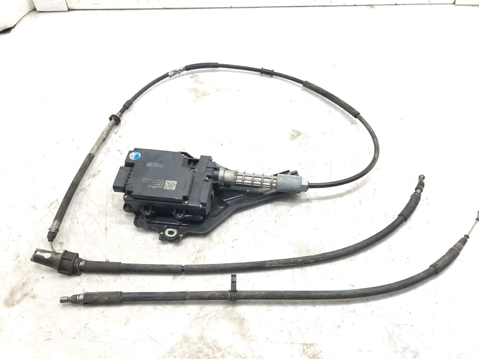 20132017 CADILLAC XTS PARKING BRAKE CONTROL MODULE OEM eBay