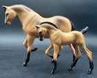 New ListingVintage Buckskin Mare and Foal Hartland Plastics Horse Hard Plastic Figures Toys