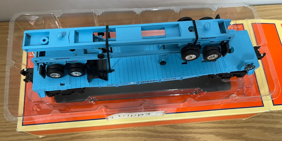 Lionel #36092 Maersk Flat Car O Gauge Train 2 Trailer Frames Intermodal Shipping - Image 2 of 4