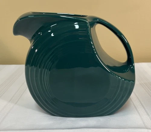 NEW (NWT) FIESTA LARGE DISK PITCHER IN RETIRE EVERGREEN. NWT.
