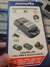 DigiPower Universal Battery Charger TC-U450 Lithium-ion, NiMH, AA/AAA A3