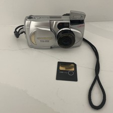 Olympus D- 400 Digital 4.1MP Camera w/ 16MB Card