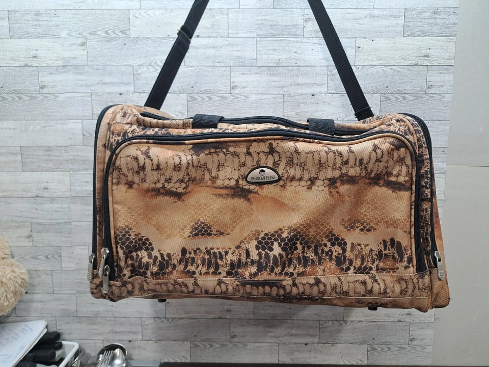 Equipaje American Flyer 20x12 marrón estampado de serpiente lona bolso de lona aspecto pintado Foto 3 de 4
