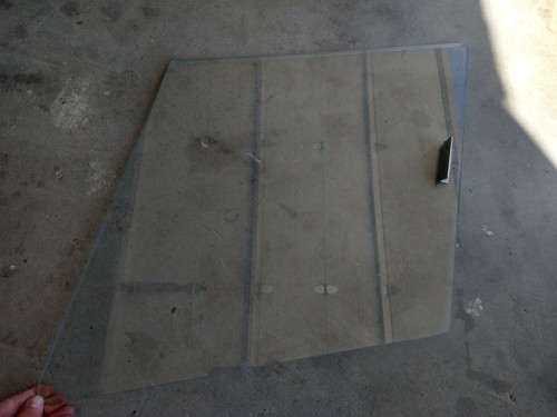 International Scout 80 Sliding Slider Window Glass Rear Passenger Side - 第 1/10 張圖片