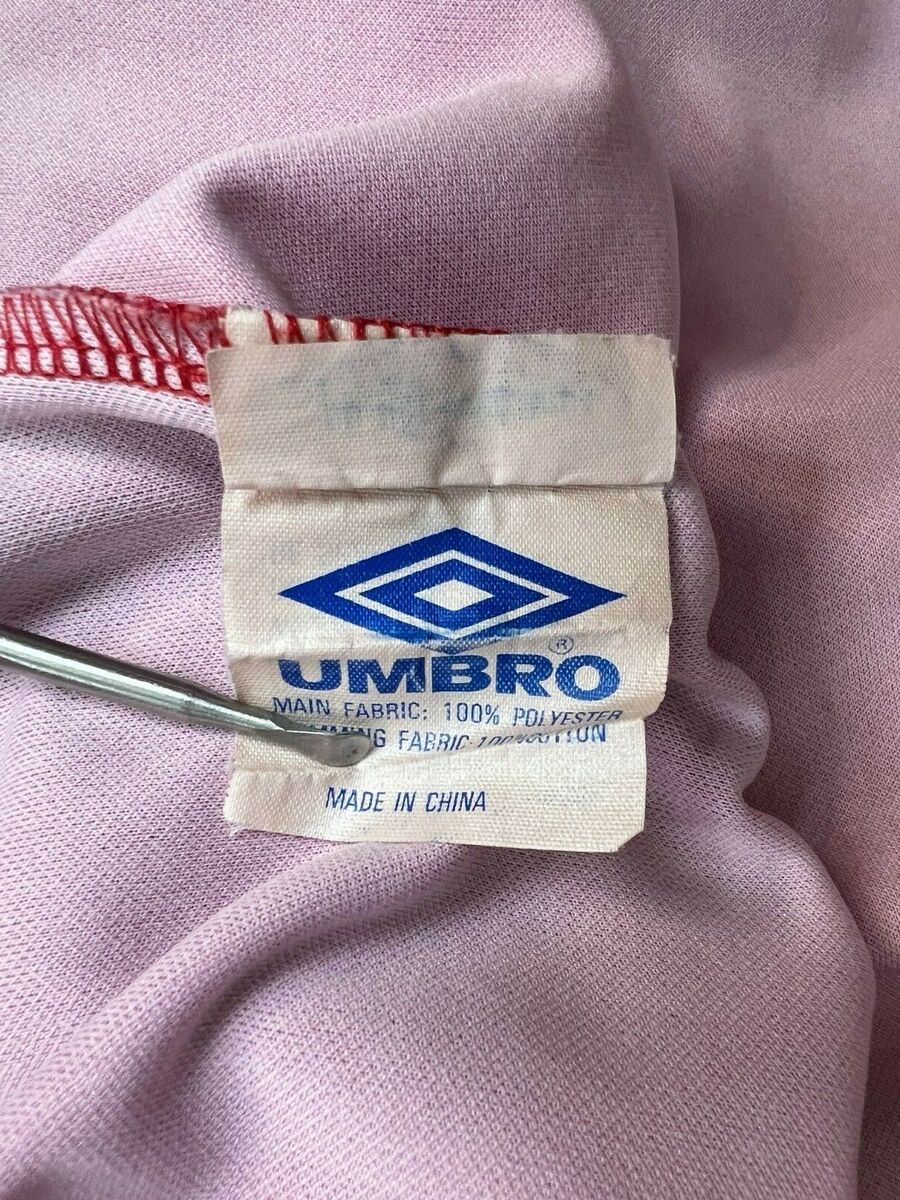 MANCHESTER UNITED 1996 1998 HOME SHIRT FOOTBALL SOCCER UMBRO MANCHESTER UNITED 1996 1998 HOME SHIRT FOOTBALL SOCCER UMBRO