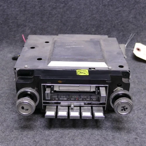 1986 GMC Vandura G20 Conversion Van Starcraft Radio Cassette Player Delco 80945