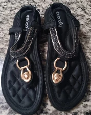Socofy Womens Black Sandals Size 40 / US 9 Slip On Gold Accent Beach Cruise  