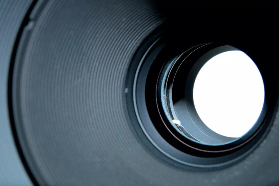 Excellent Contax Carl Zeiss Makro Planar 60mm f/2.8 MF Macro Lens AEJ Japan - Image 4 of 4