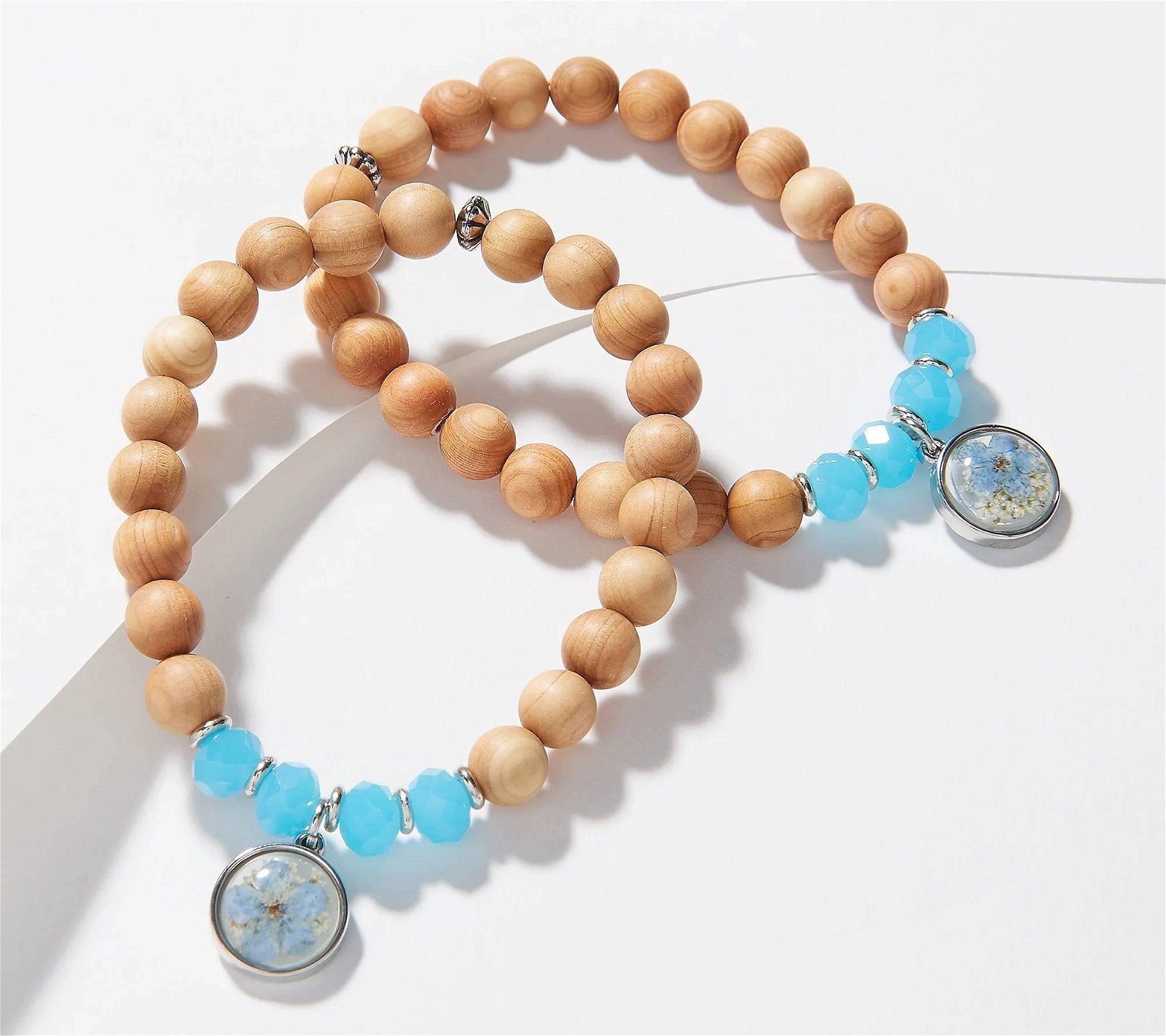 Барбара Кинг 2-Pack набор браслетов сандалового дерева цветок очарование