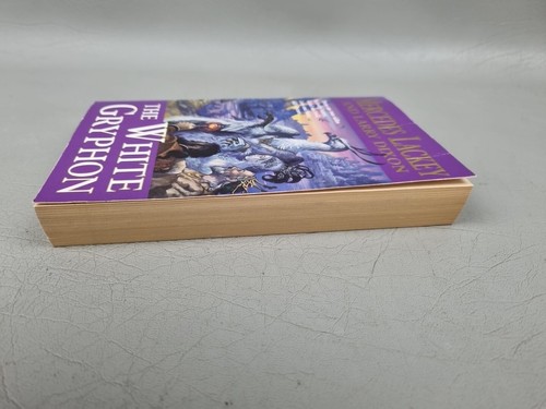 The White Gryphon by Mercedes Lackey, Larry Dixon (Paperback, 1996) Small Size - Picture 4 of 5