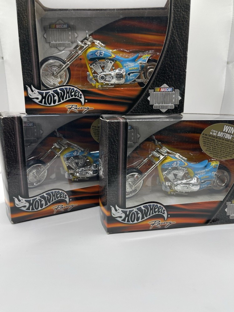 Hot Wheels Collectible Racing Cheerios Motorcycle 43 Nascar Thunder Rides