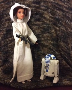 leia doll