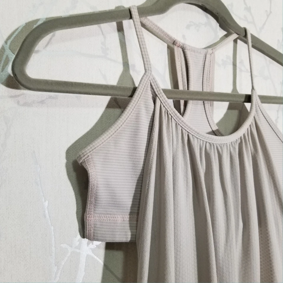 Camiseta sin mangas Lululemon marfil sin límites con sujetador Luon a rayas | Para mujer 4 Foto 3 de 4