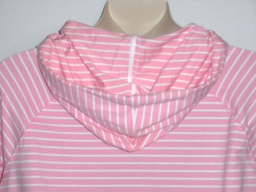 NUEVO CON ETIQUETAS PRECIO DE VENTA SUGERIDO POR EL FABRICANTE $75 / $85 - LAUREN ROSA RALPH LAUREN Sudadera con Capucha Tejida a Rayas, Rosa/Blanca - Imagen 3 de 4