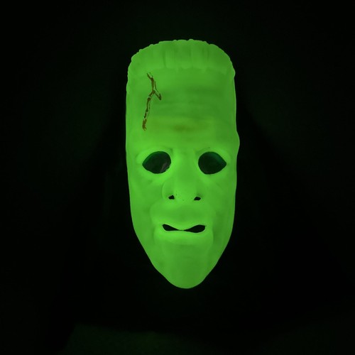 Glow-in-the-Dark Monster Mask with Holographic Eyes Black Hood & Elastic Strap - Picture 6 of 6