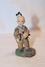 INDIAN CHILD TRADITIONAL DRESS EXQUISITE DETAILS HAND PAINTED 3 1/2" TALL CUTE