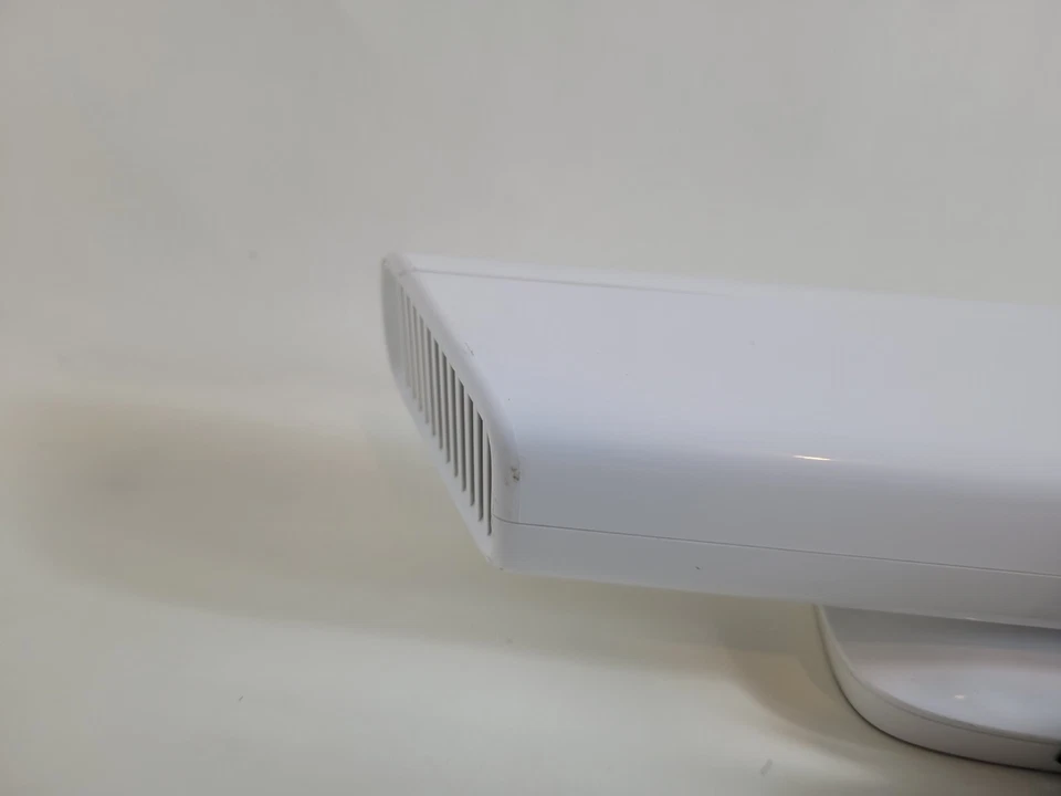 Genuine Microsoft XBOX 360 Kinect White Sensor Bar Model 1414 With Game Sports - Image 3 of 4