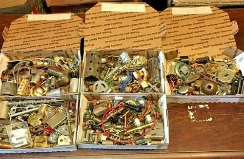 1 Pound lot " Steampunk Parts" for Artists-Treasure Finder network- lot #RT61 - Picture 2 of 6