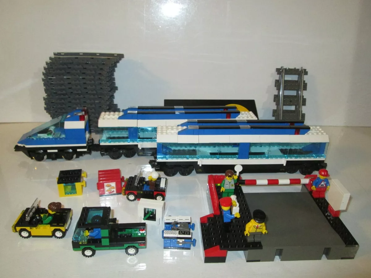 Lego 4561 System 9V Train Railway Express 100% Complete Unused Stickers 1999