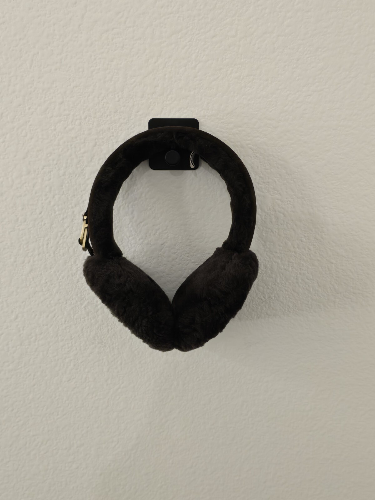 UGG Shearling Sheepskin Earmuffs Brown Real Fur Dyed Gold Accent Women's 
