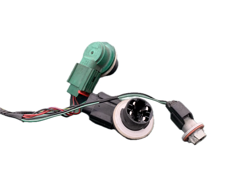 2009 - 2015 Nissan Armada Driver Side Tail Light Pigtail Harness OEM - Image 4 of 4